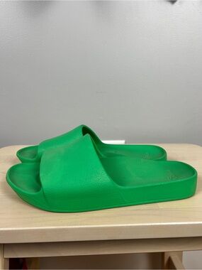 ARCHIES Slides Sandals Kelly Green Women's 7 Comfort Arch Support Travel Beach